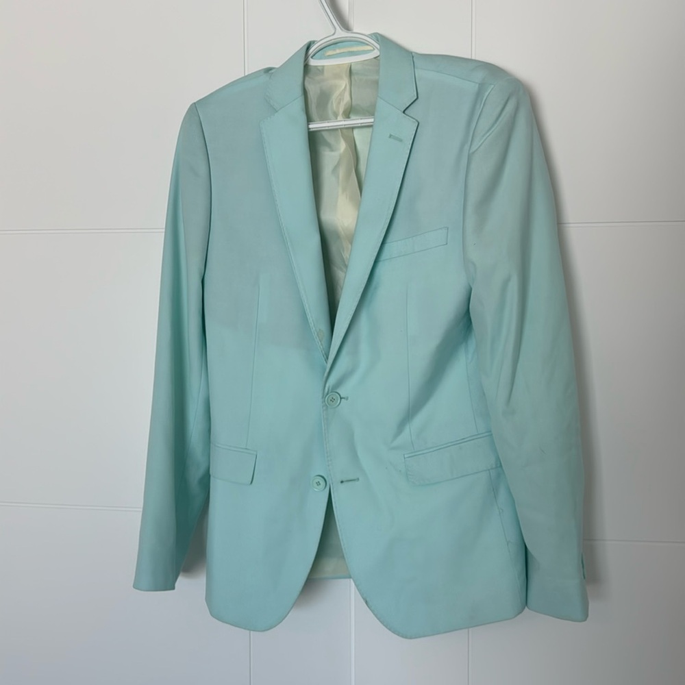 Light suit jacket - small stain see photos